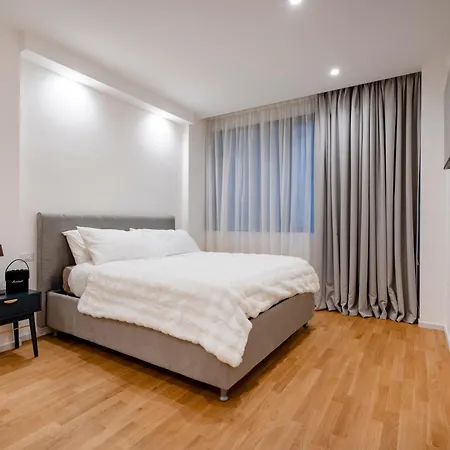 Luxury In Center شقة *